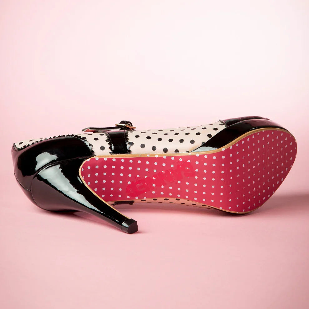 Retro 50s Mary Jane Pumps